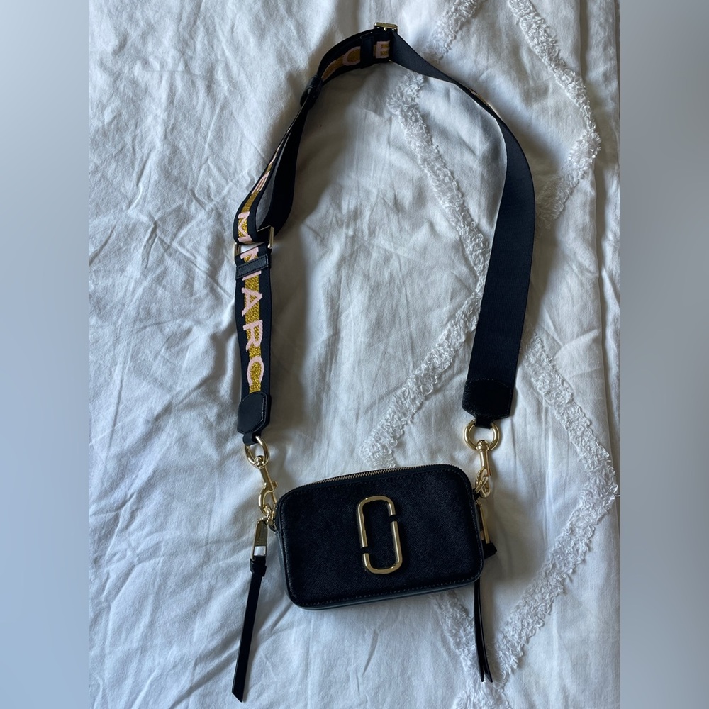Marc Jacobs The snapshot Black Crossbody Bag